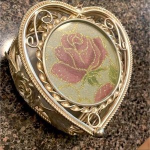 Sparkling Rose flower decor box that can be used for jewelry & other items.
